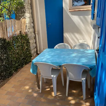 Hyères, La Bergerie, Au Grand Sud *